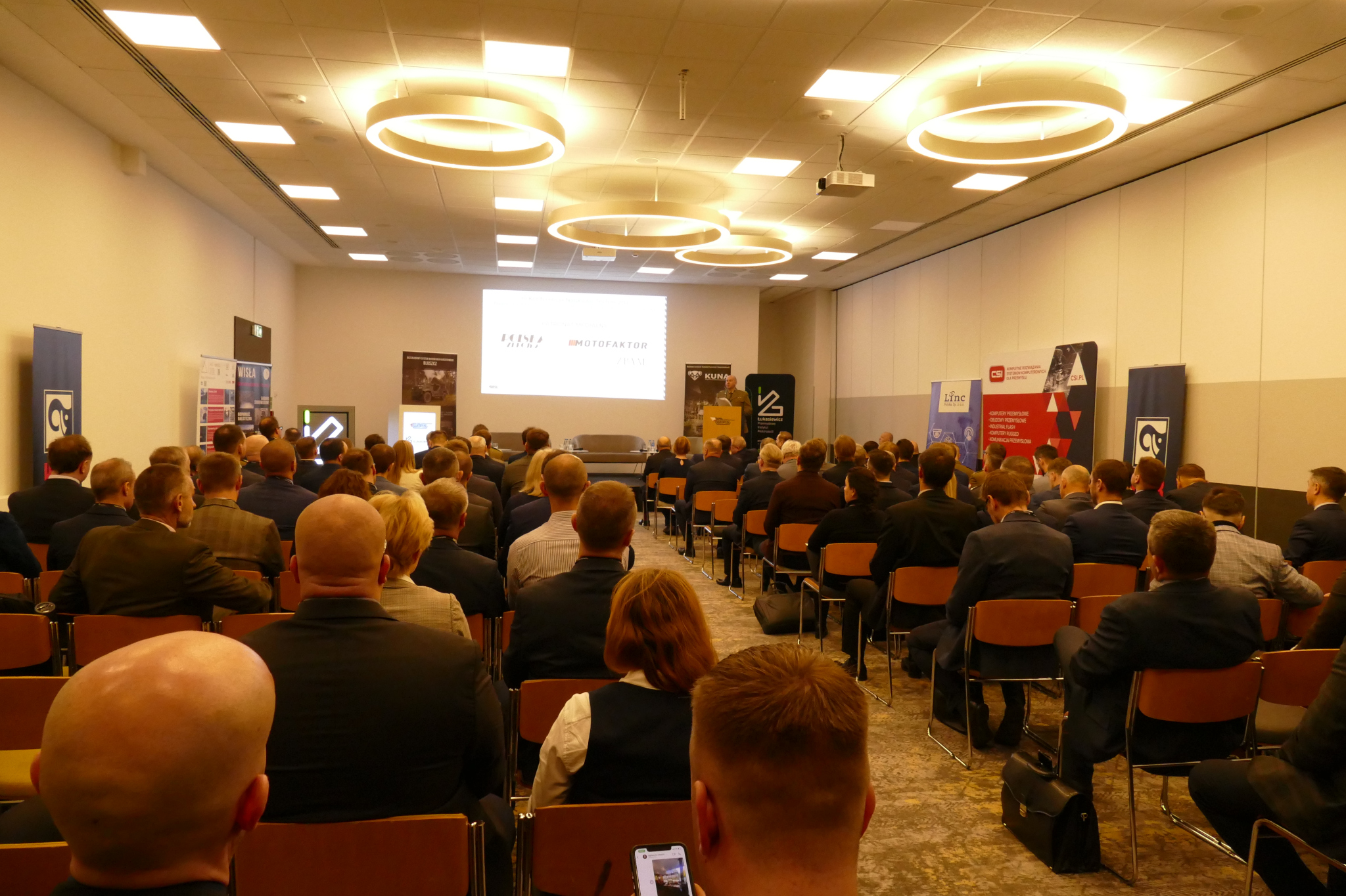 konferencja_04112025_001
