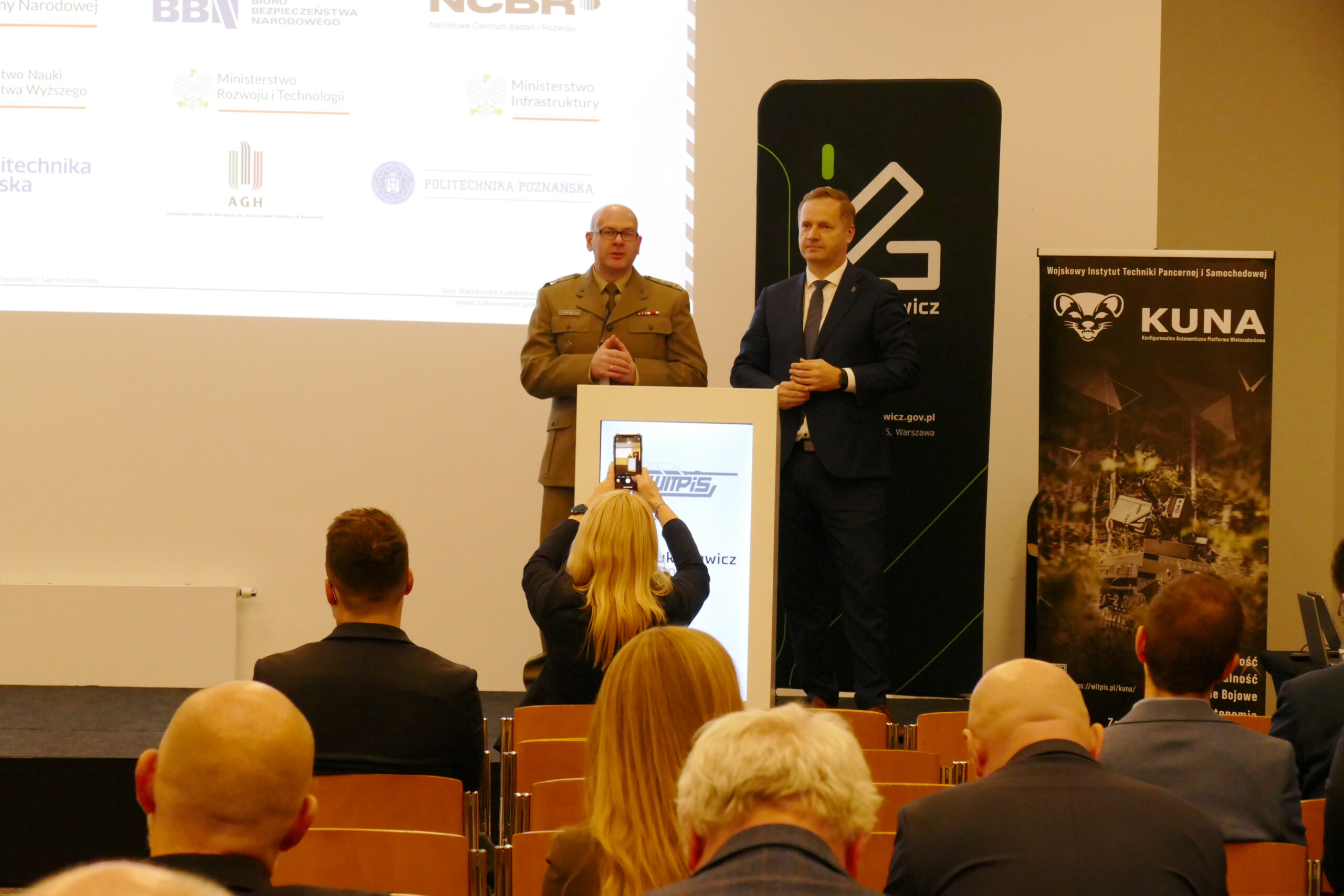 konferencja_04112025_021